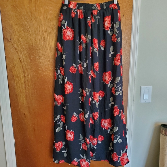 Rue 21 Shorts Maxi Skirt Combo - Picture 5 of 6